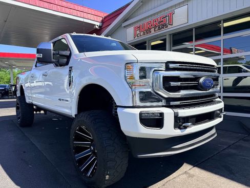 Used 2020 Ford F250 Platinum w/ FX4 Off-Road Package AWD/4WD image 17