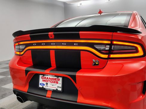 Used 2020 Dodge Charger Scat Pack w/ Driver Convenience Group image 15