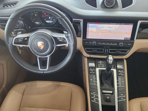 Used 2020 Porsche Macan AWD/4WD image 27