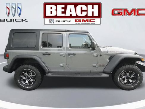 Used 2023 Jeep Wrangler Unlimited Rubicon AWD/4WD image 2