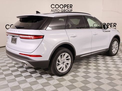 New 2026 Lincoln Corsair Premiere image 21