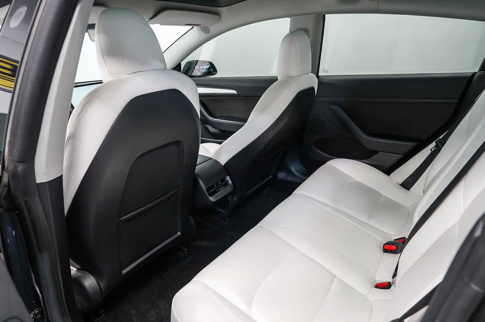 Used 2022 Tesla Model 3 RWD image 18
