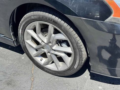 Used 2013 Nissan Sentra SR w/ Driver Pkg FWD image 20