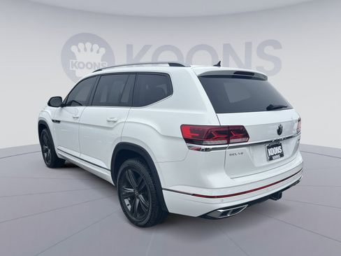 Used 2022 Volkswagen Atlas SEL R-Line image 4