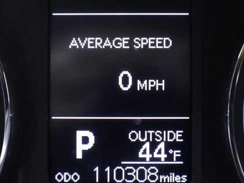 Used 2018 Toyota Corolla LE image 14