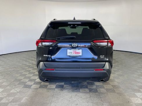 Used 2022 Toyota RAV4 XLE AWD/4WD image 15
