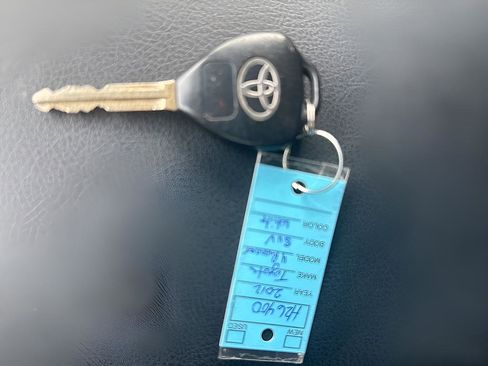 Used 2014 Toyota 4Runner SR5 RWD image 41