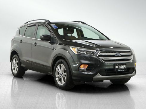 Used 2018 Ford Escape SE image 7