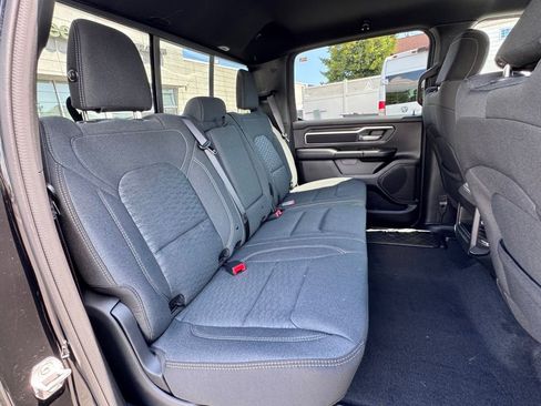 New 2026 RAM 1500 4x4 Crew Cab image 21