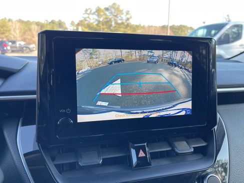 Used 2024 Toyota Corolla LE image 11