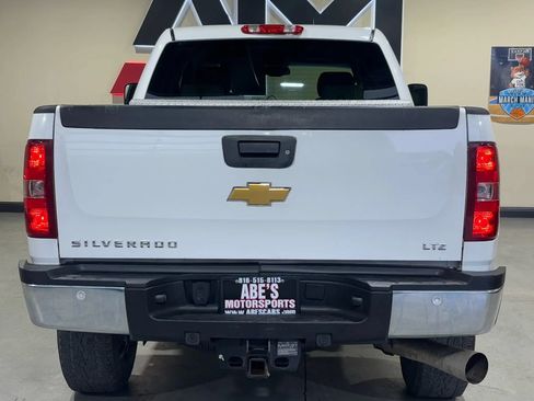 Used 2013 Chevrolet Silverado 2500 LTZ w/ LTZ Plus Package AWD/4WD image 5
