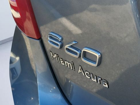 Used 2016 Volvo S60 T5 Inscription Platinum FWD image 7