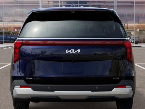 New 2026 Kia Carnival EX FWD image 13
