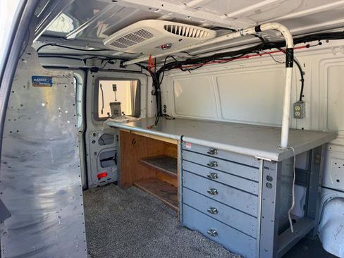 Used 2014 Ford E-350 and Econoline 350 Super Duty RWD image 40