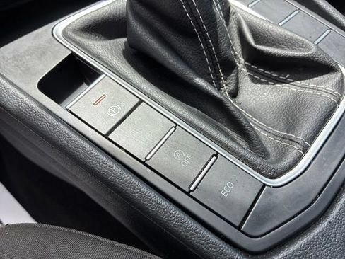Used 2025 Volkswagen Jetta S FWD image 31