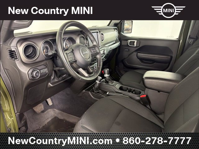 Used 2022 Jeep Wrangler Sport AWD/4WD image 10