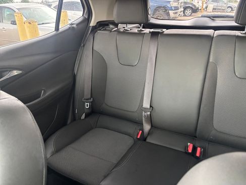 Used 2025 Buick Encore GX Preferred image 38