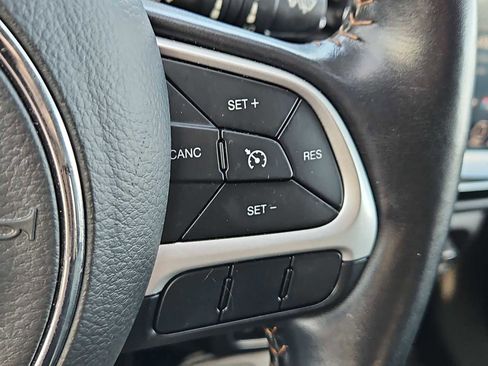 Used 2020 Jeep Compass Limited image 26