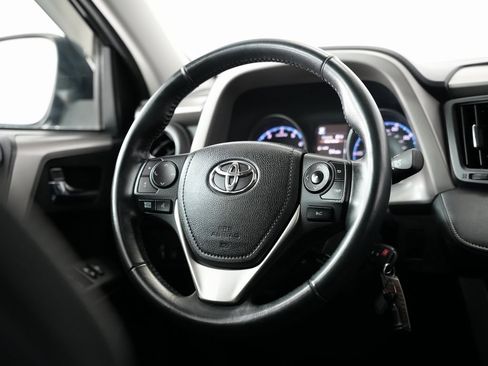 Used 2017 Toyota RAV4 XLE image 11