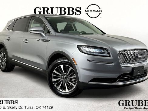 Used 2023 Lincoln Nautilus Reserve AWD/4WD image 1