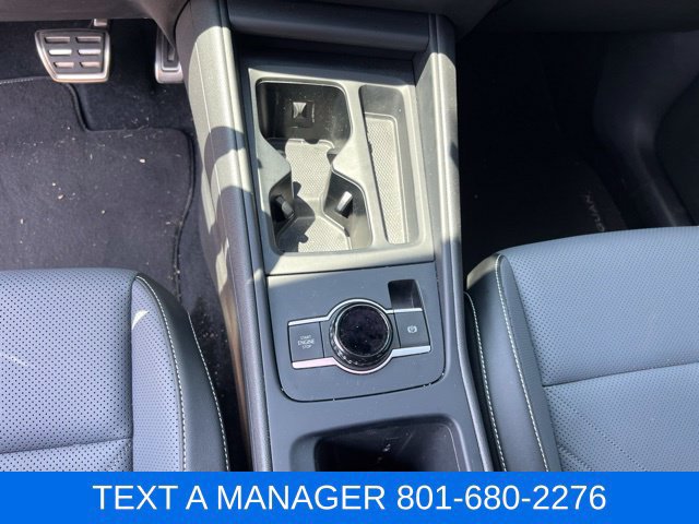 Used 2025 Volkswagen Tiguan SE R-Line AWD/4WD image 23