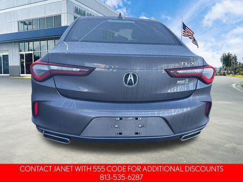 Used 2023 Acura TLX w/ Technology Package image 3