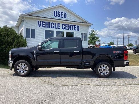 Certified 2025 Ford F350 Lariat w/ Lariat Ultimate Package AWD/4WD image 3