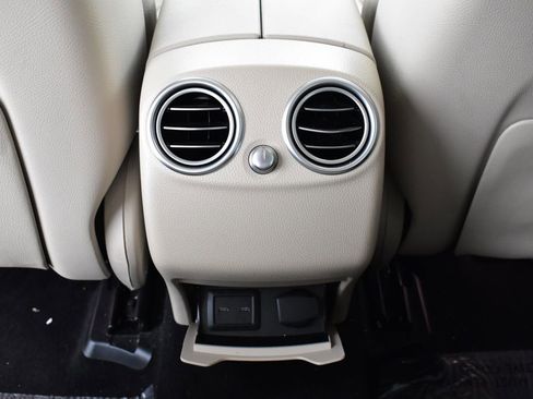 Certified 2022 Mercedes-Benz GLC 300 4MATIC image 28