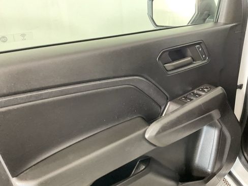 Used 2023 Chevrolet Colorado W/T RWD image 16