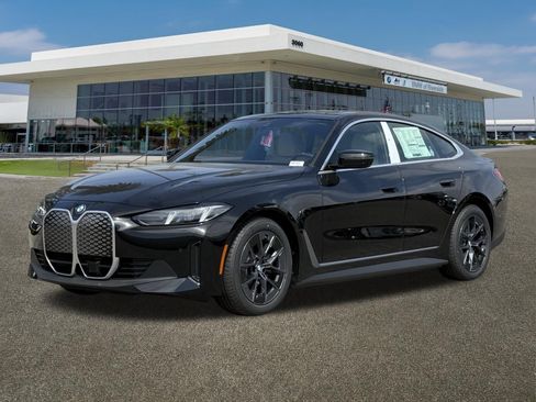New 2026 BMW i4 eDrive40 RWD image 4