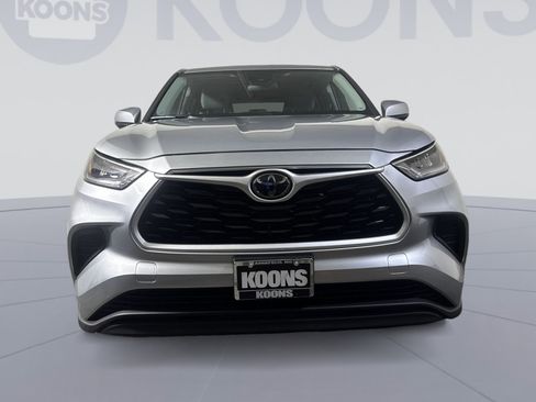 Used 2020 Toyota Highlander L AWD/4WD image 11