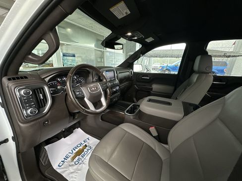 Used 2021 GMC Sierra 1500 SLT w/ SLT Premium Plus Package AWD/4WD image 10