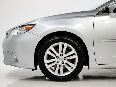 Used 2015 Lexus ES 350 image 23