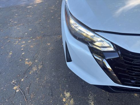 New 2025 Nissan Sentra SR image 10