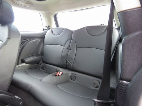 Used 2013 MINI Cooper S image 11