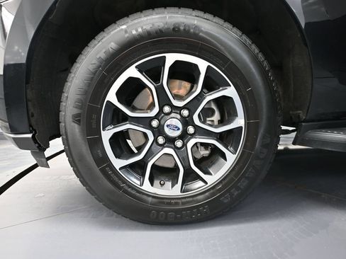 Used 2022 Ford Expedition XLT AWD/4WD image 16