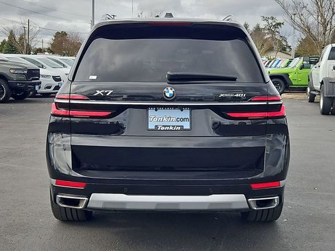 Used 2023 BMW X7 xDrive40i w/ Premium Package AWD/4WD image 5