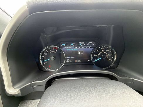 Used 2020 Ford F150 Lariat w/ Equipment Group 502A Luxury AWD/4WD image 26