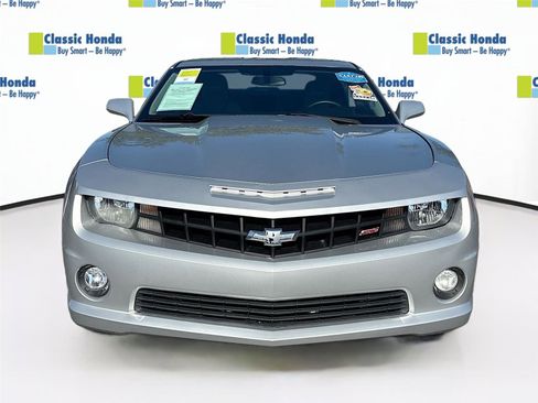 Used 2013 Chevrolet Camaro SS image 2
