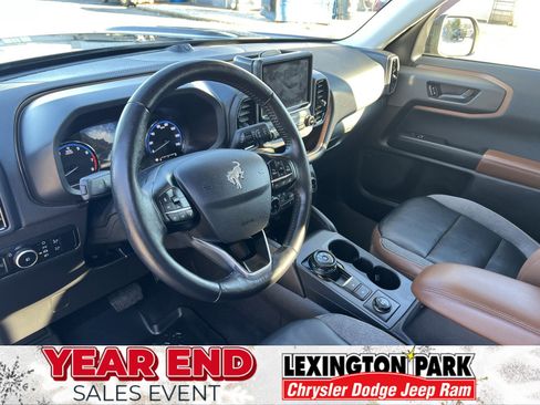 Used 2023 Ford Bronco Sport Outer Banks w/ Tech Package image 14