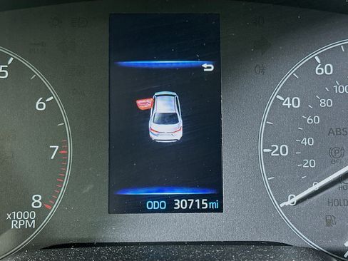 Used 2025 Toyota Corolla LE image 18