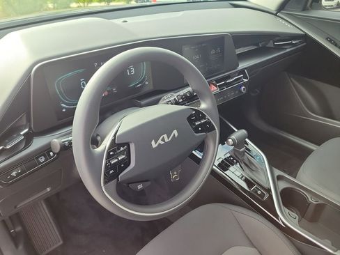 New 2026 Kia Niro LX FWD image 22