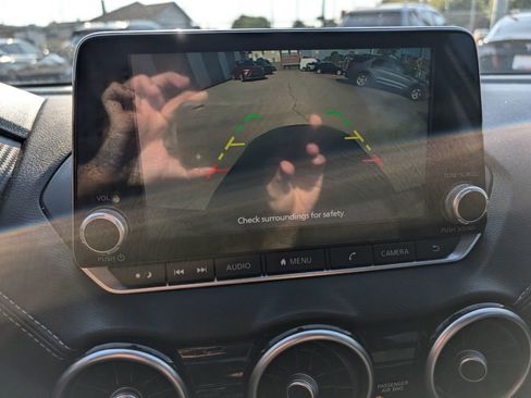 Used 2021 Nissan Sentra SV image 23