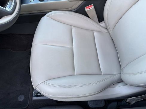 Certified 2023 Lincoln Corsair FWD image 14