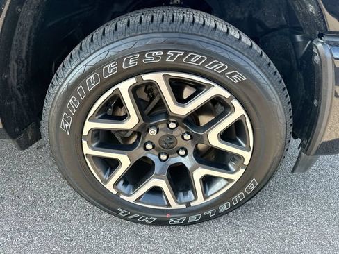 Used 2025 RAM 1500 Laramie w/ Sport Appearance Package AWD/4WD image 12