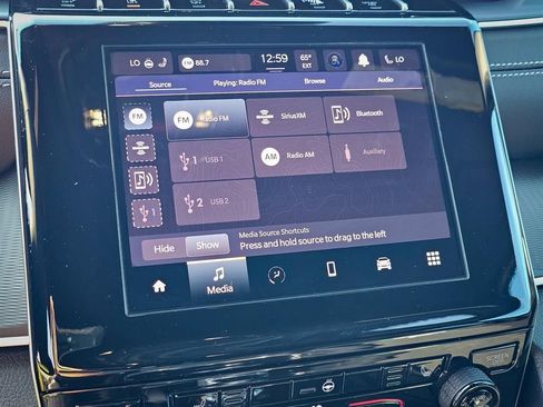 New 2025 Jeep Grand Cherokee L Altitude image 24