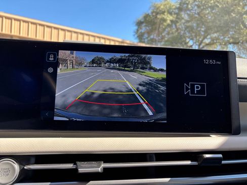 Used 2025 Hyundai Tucson Blue image 17