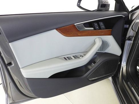 Used 2022 Audi A4 2.0T Premium Plus w/ Premium Plus Package image 11