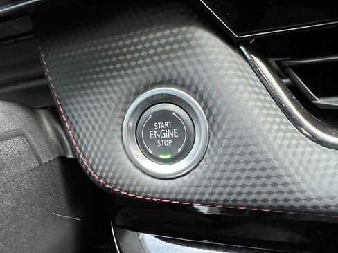 Used 2025 Chevrolet Equinox RS image 30