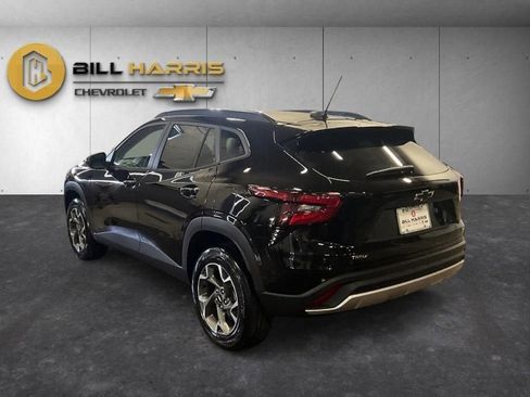 New 2026 Chevrolet Trax LT w/ LT Convenience Package image 12